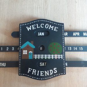 Hanging Wood slide calendar